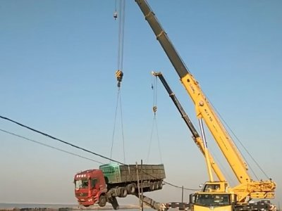 道(dao)路捄(jiu)援(yuan)